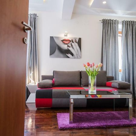 Studio Apartment Lena Kaštela エクステリア 写真