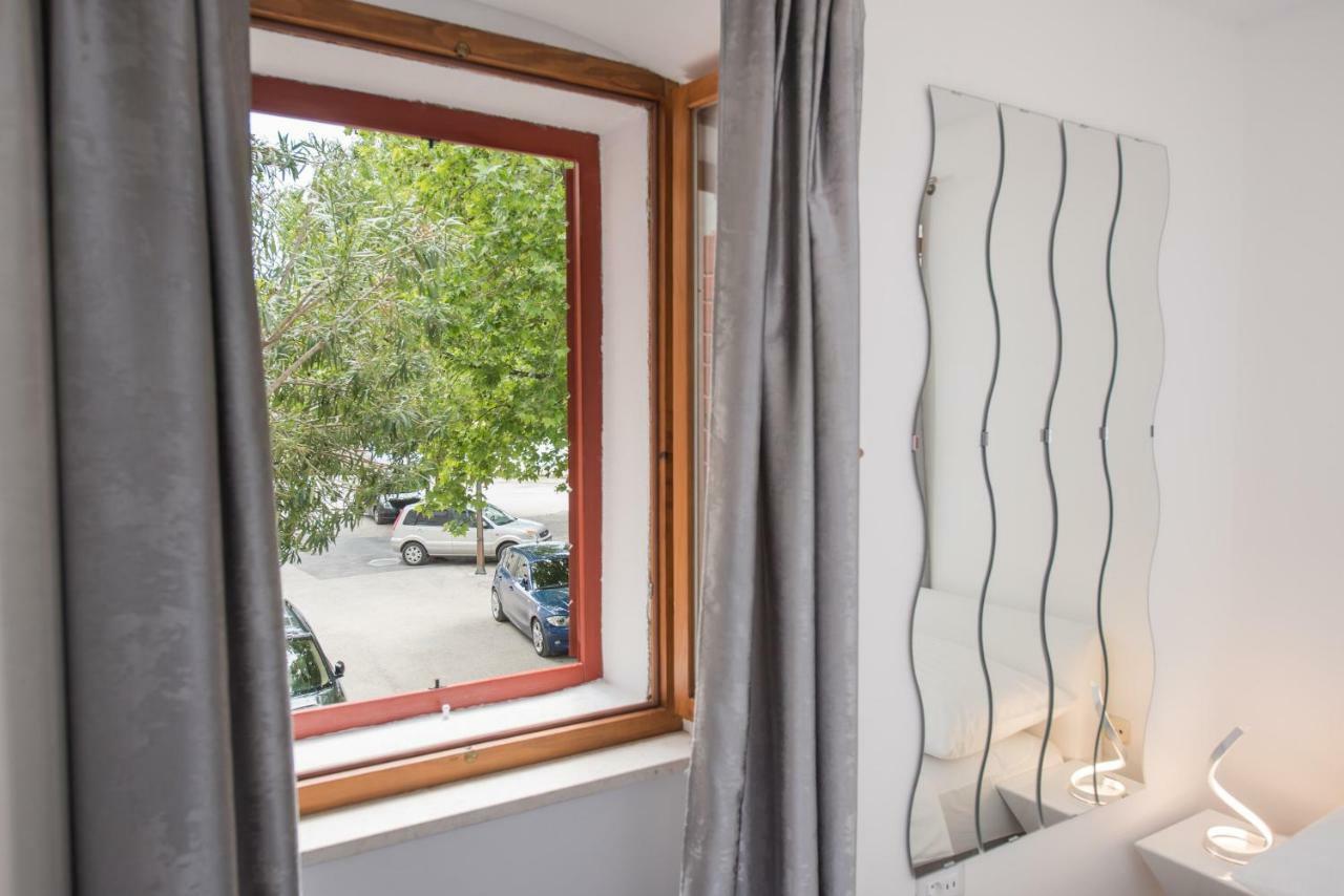 Studio Apartment Lena Kaštela エクステリア 写真